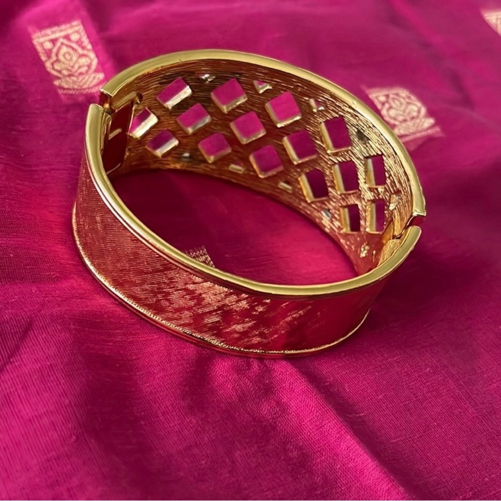 Jewelry Set - Picture 7 of 10